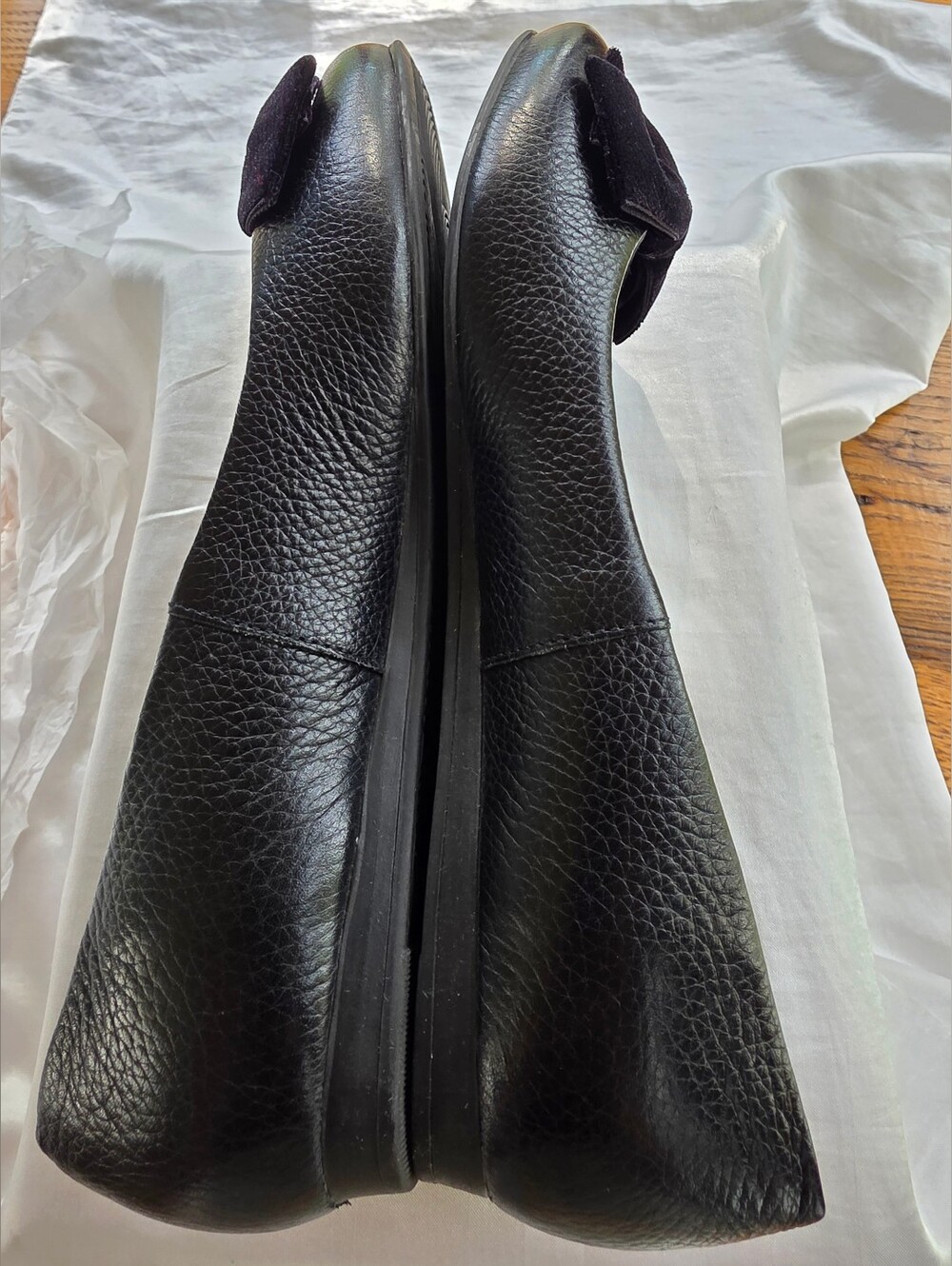 🔥Olukai "Olu" Ballet Flats W/bows Women's Comfy Slip-Ons Made In Brazil Size 7 - Picture 3 of 6